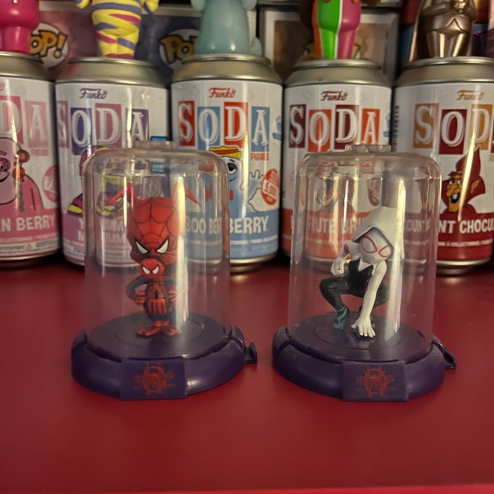 Spider-Man and Spider-Gwen Collectible Figures
